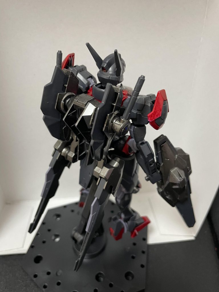 背中に付いてる状態の方が好きですね。塗装剥げ怖くて外せないってのもありますが笑