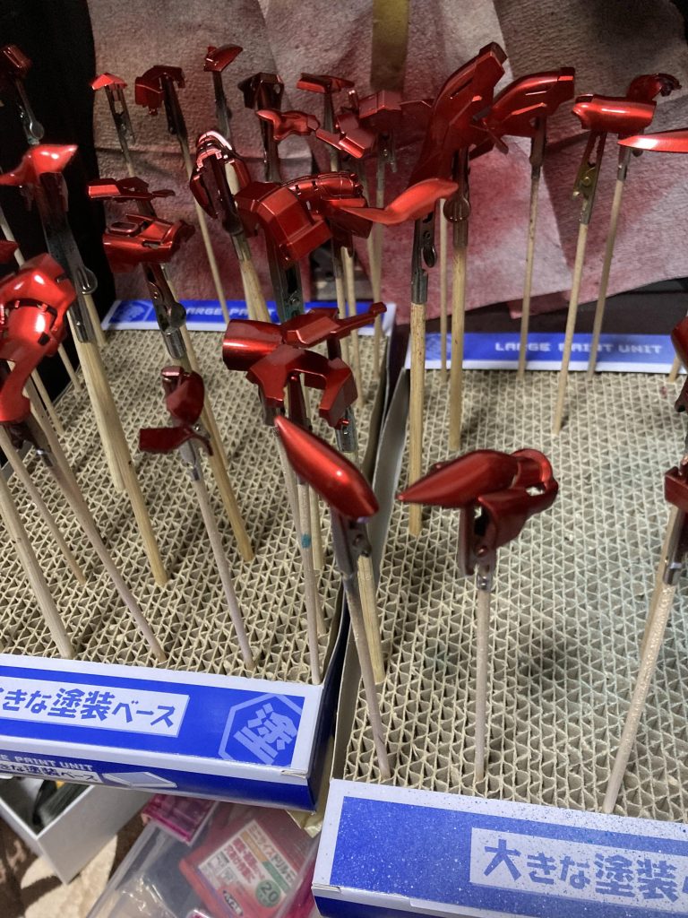 つや消し前はかなりキラキラした感じです。ここからつや消しするのはちょっと勇気がいりました。