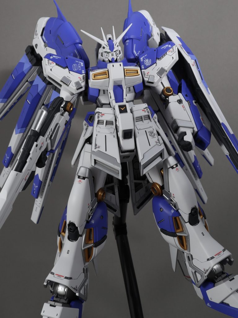 RG Hi-νガンダム–5枚目/制作者：ベラボー