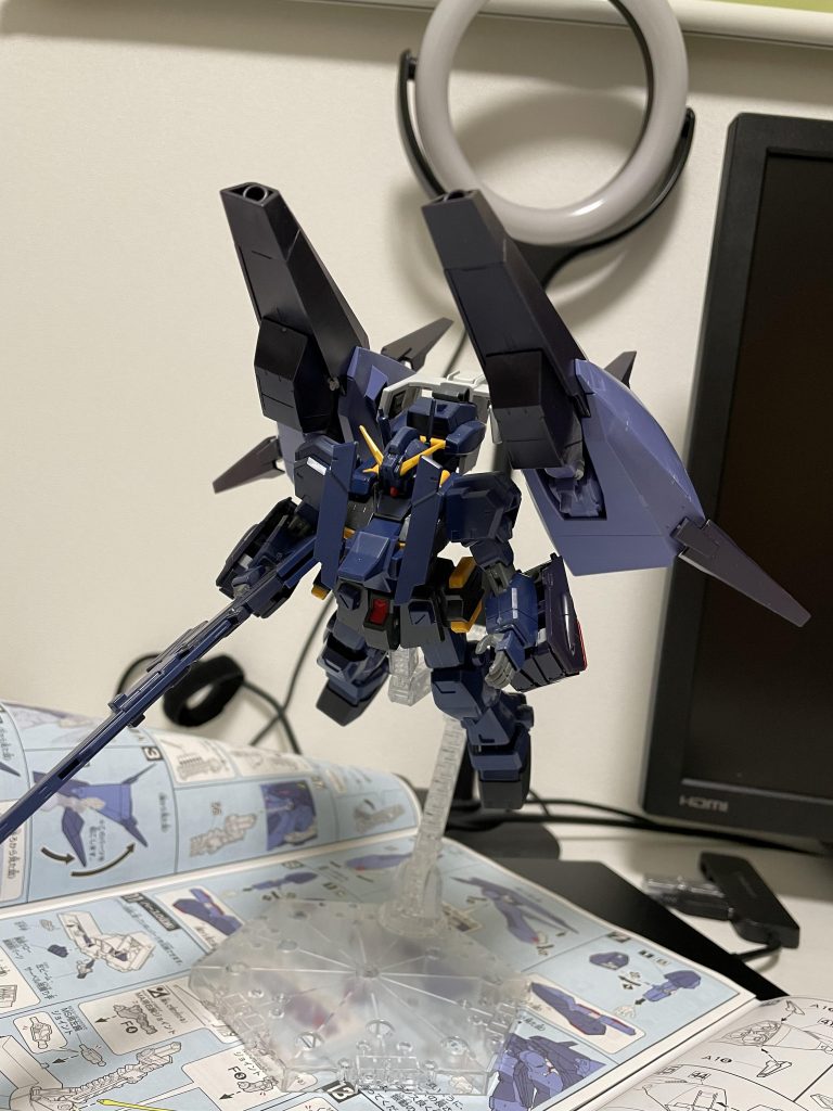 フルドドのパーツは、どうにか重さに耐えてくれてます。