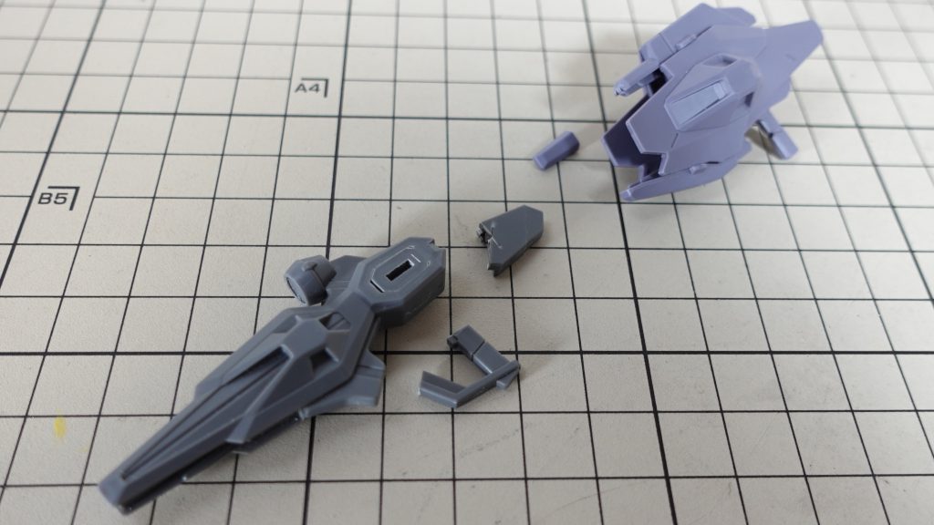 作成時の写真 その3単純な発想で銃合体させたら強そうかなと切り刻みこの後パーツのすり合わせに泣きをみました
