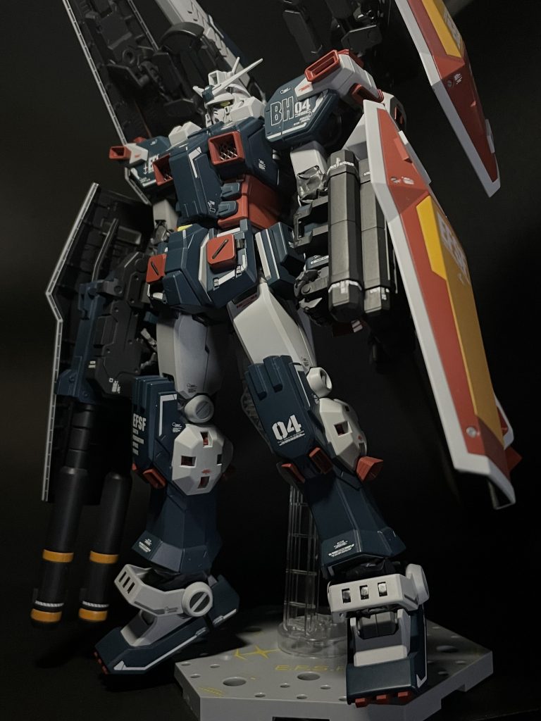 こちらの角度もカッコいいので、あおり気味にパシャリ。イケメンです♪