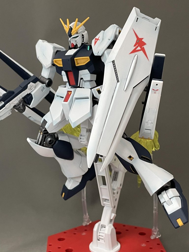 EG νガンダム–4枚目/制作者：Gun-Jojo