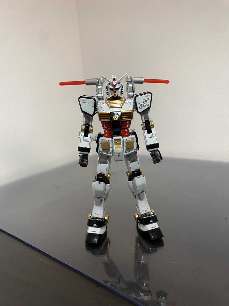 筋彫りは、MGやら、RGやら、を参考にしました。