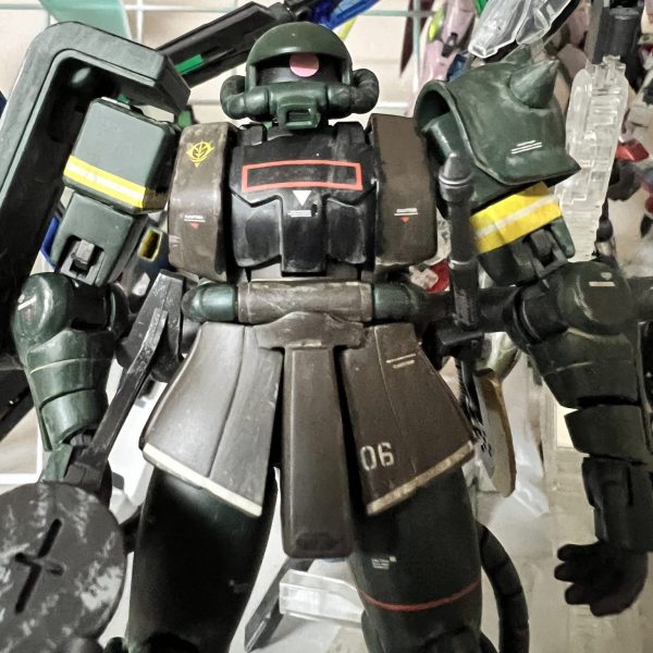 HG ガンダムベース限定　ザクⅡ