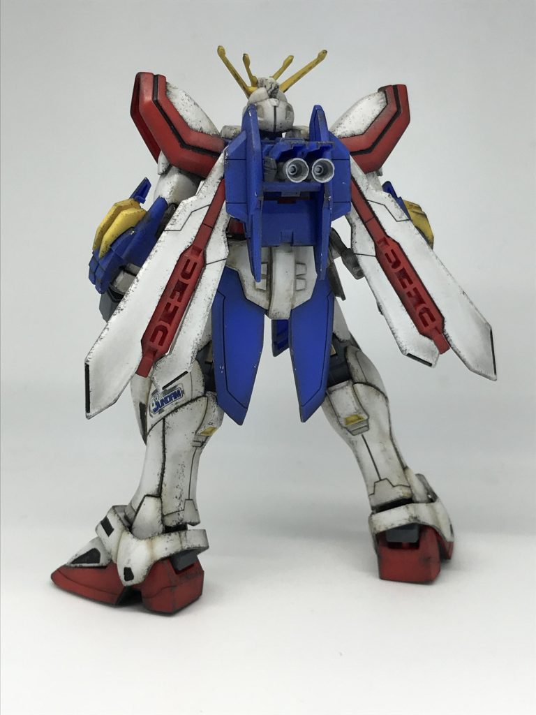 しかもこれ説明書どうりに組み立てると前面にくるんですよね…さすがの私も気になったので、左右逆に取り付けて背面にくるようにしました