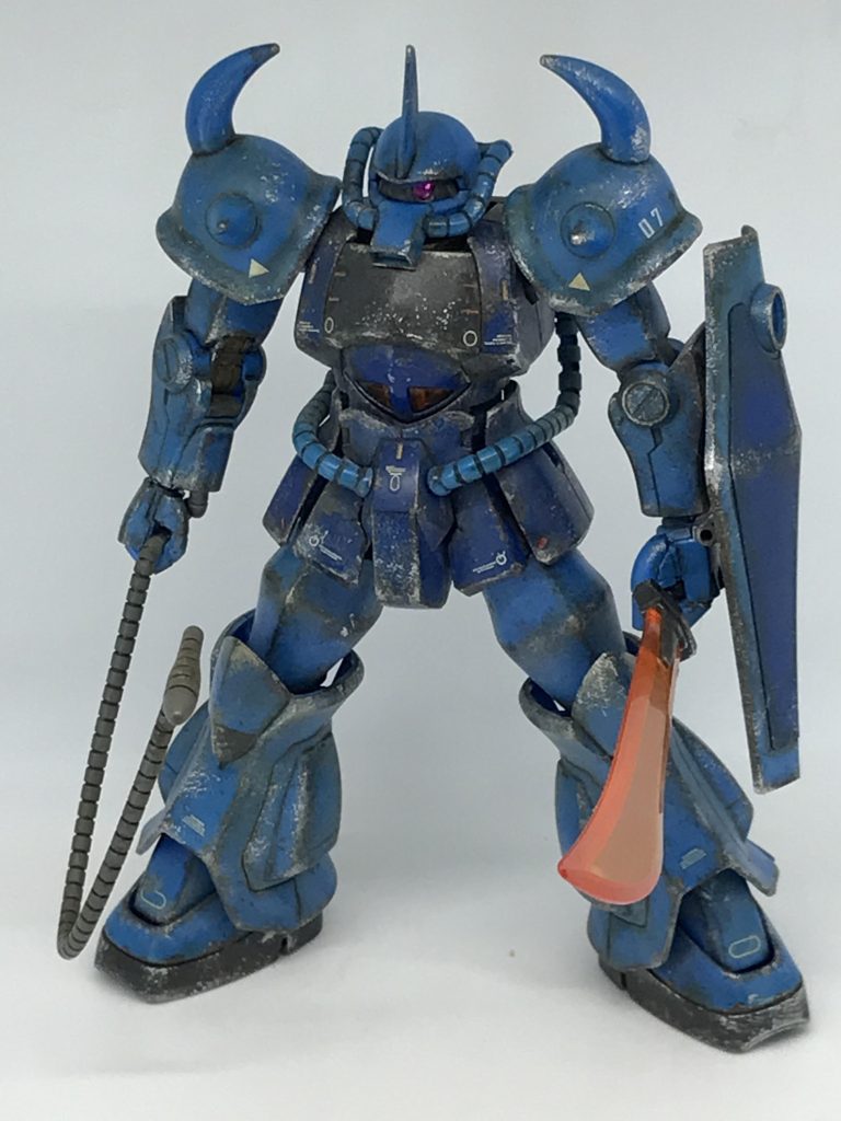 ちなみに初めてピンバイスを使用して、モノアイに100均のデコシール(Hアイズは高いから買わない🙄)を埋め込もうとして盛大に失敗した作品www