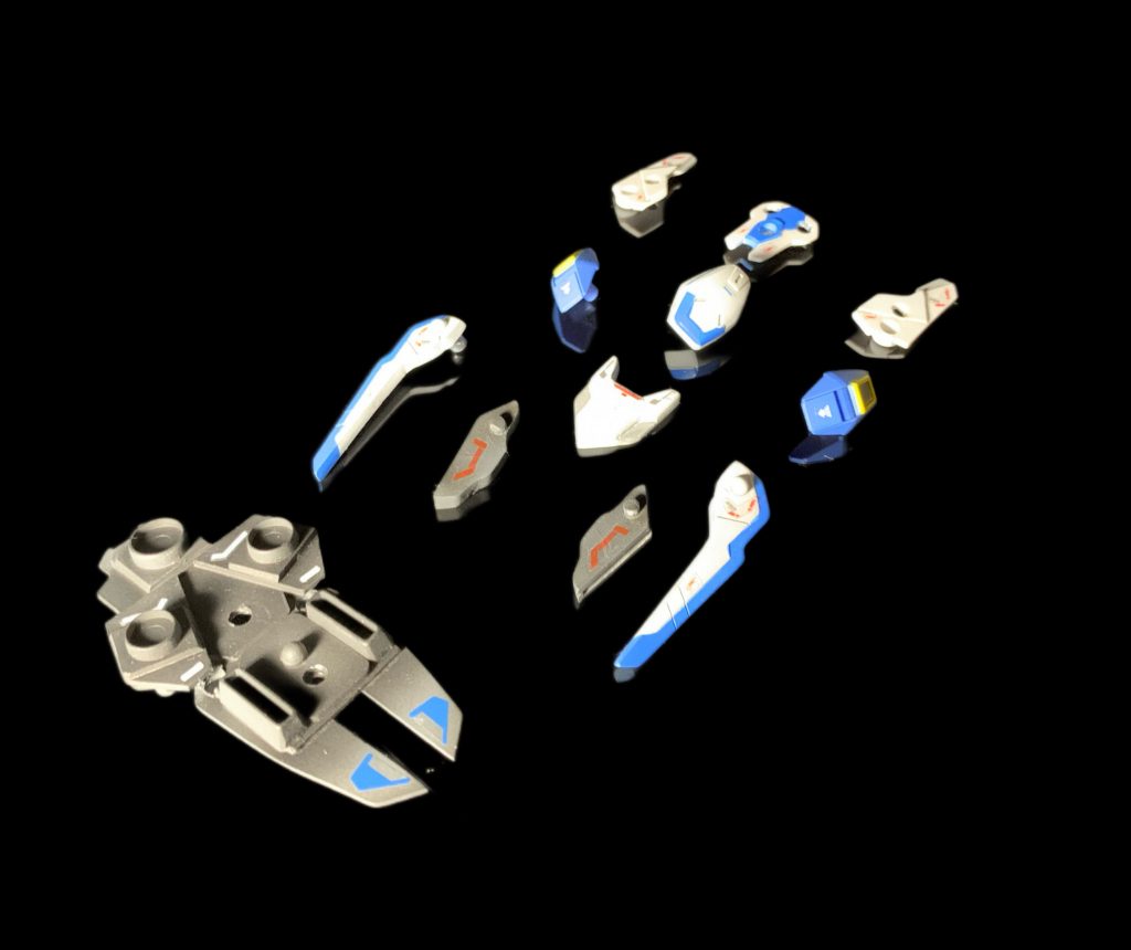 シールドは分割できるようにし各ビットは本体は装備できるようにしました。