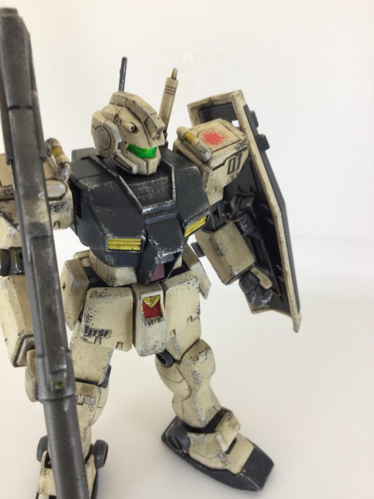 今回は、部分塗装で済ませ、後はウェザリングカラーとウェザリングマスター、そしてドライブラシとチッピングでの仕上げですね。