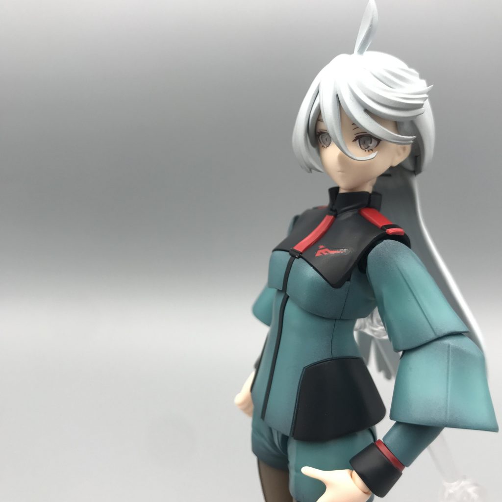 写真だとわかりづらいですが目はUVジェルでクリア追加してます。