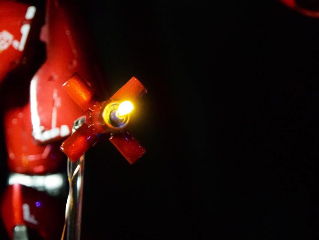 お友達に「そっちが光るんだ！www」みたいに馬鹿にされたけど！笑