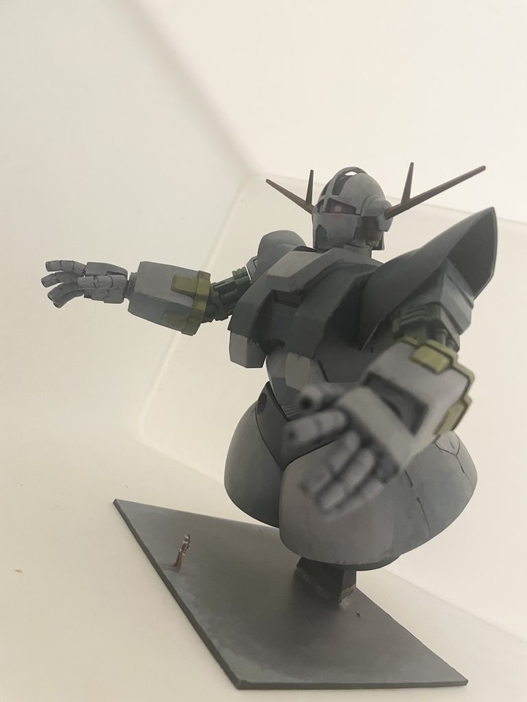 スタンドは付属のものをベースに作成してるので稼働して角度がつけれます。