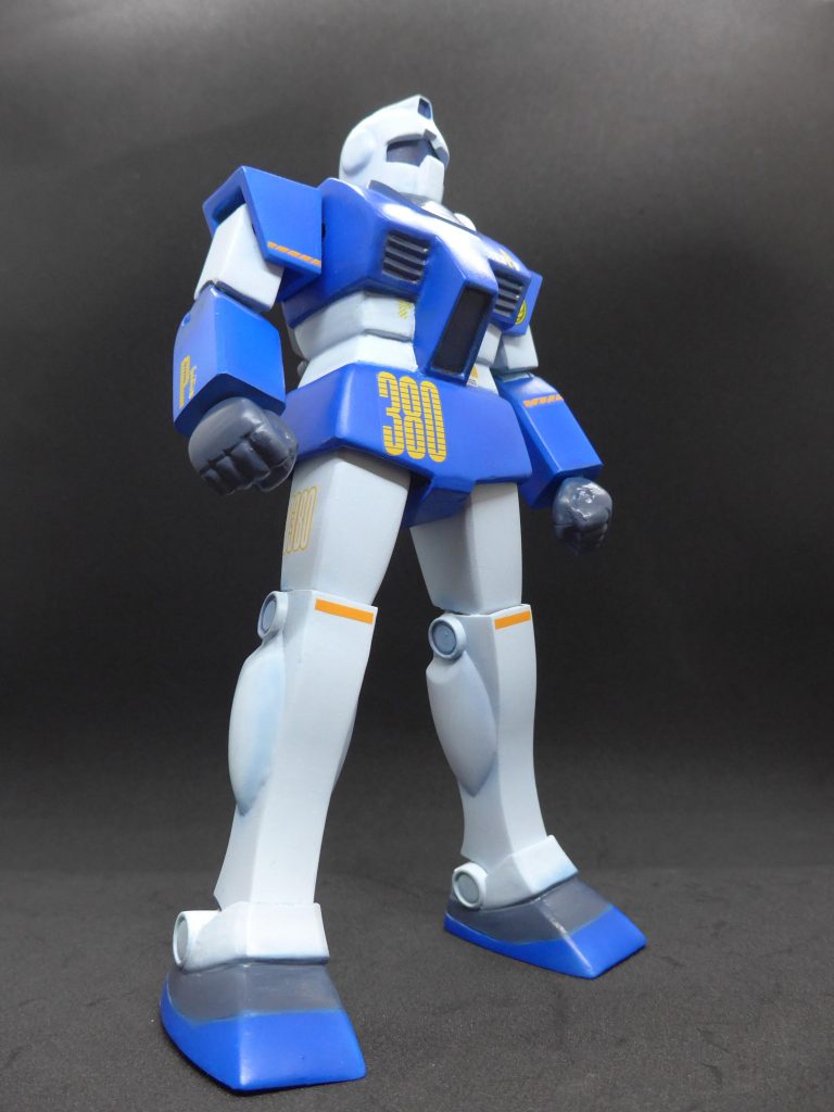 煽り写真の角度は良かったのですが、少々ピントが浅かったですね。