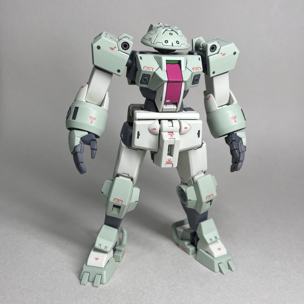 デミトレーナー(30MMポルタノヴァ付属ロイロイ頭部) デミトレーナーと同じ海老川兼武さんデザインのパーツなので、あまり違和感はありません。