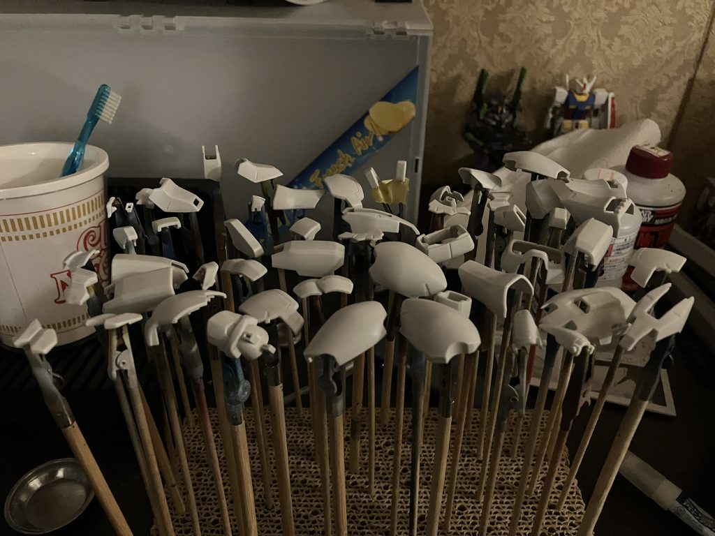 カラーはディアクティブホワイト、ディアクティブグレー、ディアクティブブラックを使用しました。シルバー部はスターブライトシルバー。