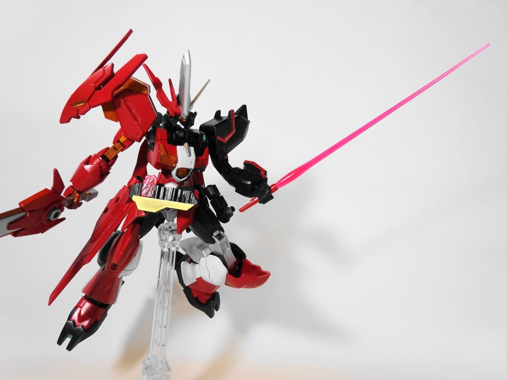 火炎剣烈火の他にも通常のビームサーベルも使えます👍