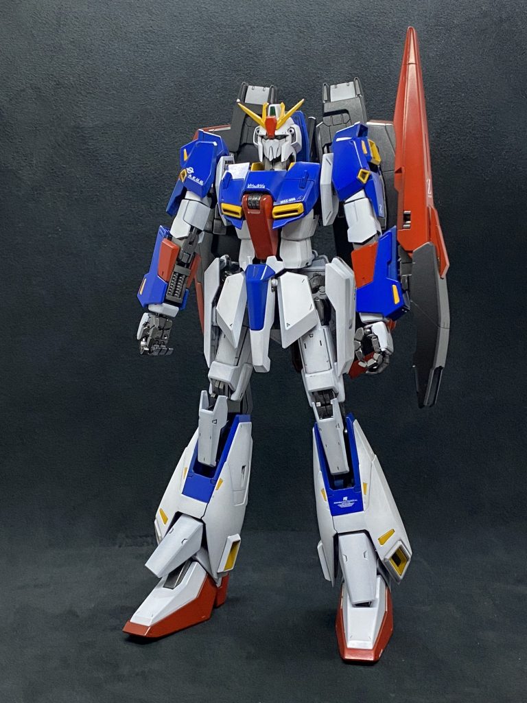 普通に立たせるならつゆしらず。狙うは巨大メガバスーカー 既に各部奮闘し指関節はお疲れ気味。