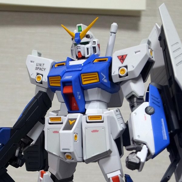 ガンダムNT-1 アレックス