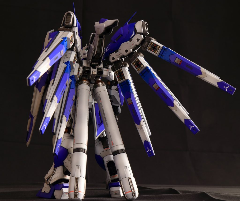 RG Hi-νガンダム–4枚目/制作者：あかまり@akamari00