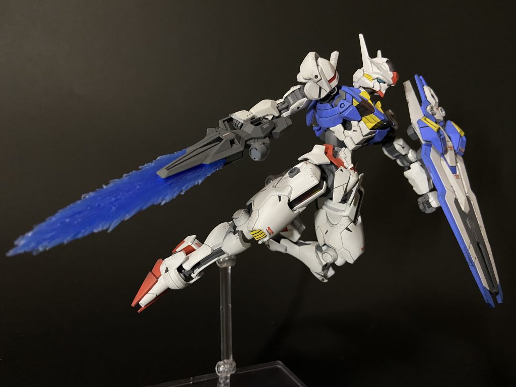 ビームサーベルやビームブレイドも含め、すべてカリッカリのつや消し仕上げです。