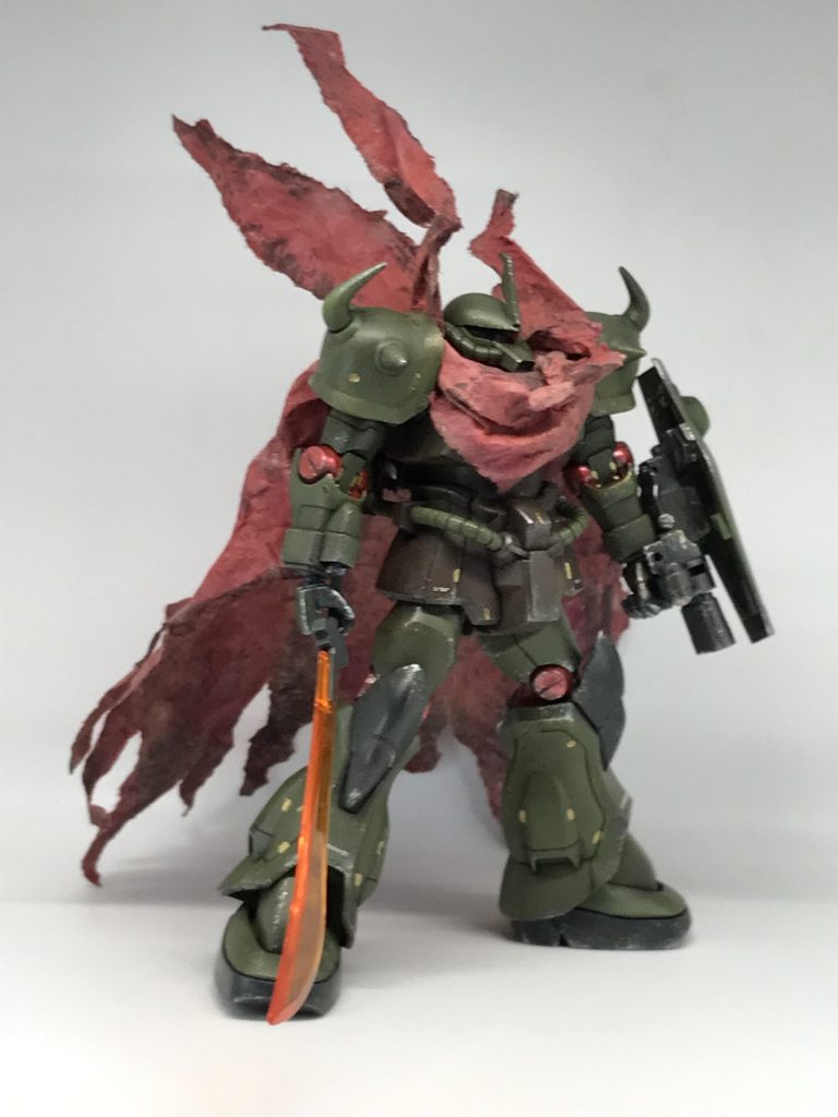 こんな巨大なマントが風になびくなんてどんだけの強風だろう……🤔いいんですカッコ良ければ🙄