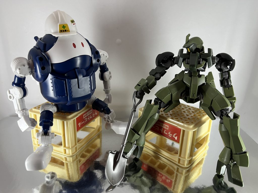 親方『奥さんの調子どうだい?グレ『おかげさまで順調っす!今はガキ連れて実家帰ってますよ。2人目のためにも俺はがっつりがんばりますよ!親方『ハシュマルちゃん、良く射止めたもんだよなぁw まぁあれだな、たまには息抜きしようや!奥さんも帰省中なら安心だし、帰り呑み行くぞ!グレ『俺はいいっすけどイヴに呑みって親方!家族サービスは大丈夫なんすか⁉︎親方『かかぁは娘と韓流アイドルのクリスマスライブ行ってらぁ(笑) 寂しいおっさんに付き合えやwグレ『うっす!あとは新入り誘って…ってあいつは彼女とデートか!親方『それがな…