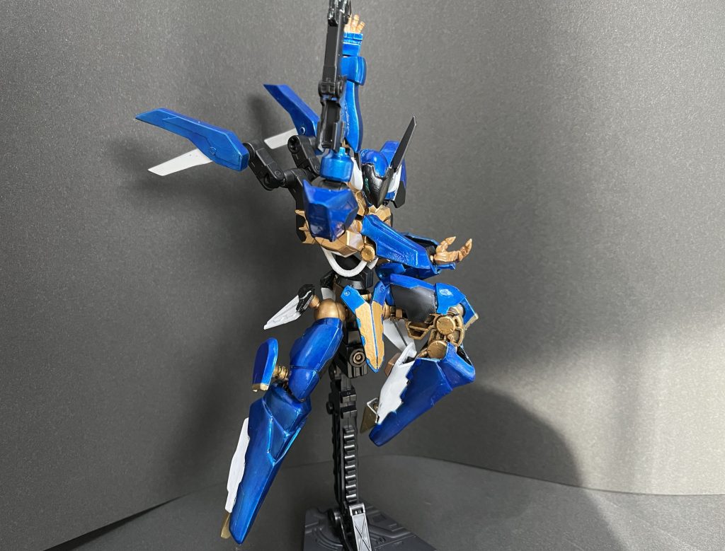 むむ、艶系の写真ってこんな難しいのか…。ポーズも決まらないし、なんか思い通りになってない!!ADA「真面目にやってください」うおぉ!!ヴァルキュリアフレームの可動域はこんなもんじゃねぇ!!ぅうう動けえぇぇ!!…あ、塗装が剥げ(完)