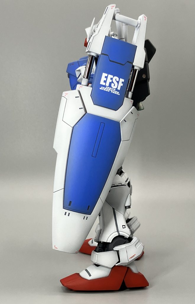 シリンダーはハセガワのミラーシートです