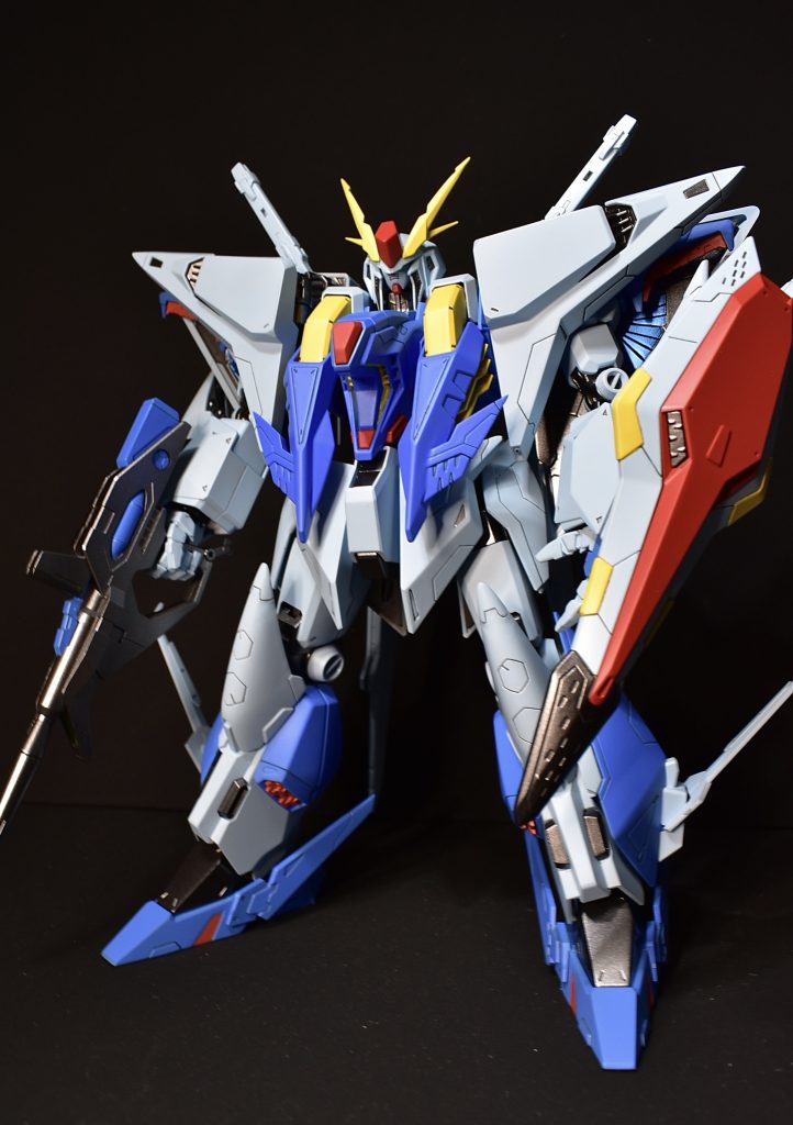 デカール貼る前の全体図。エッジが効いてますね。今回は所属部隊をバレないように暗躍する設定をイメージしたので型式番号やマフティーロゴは入れておりません。