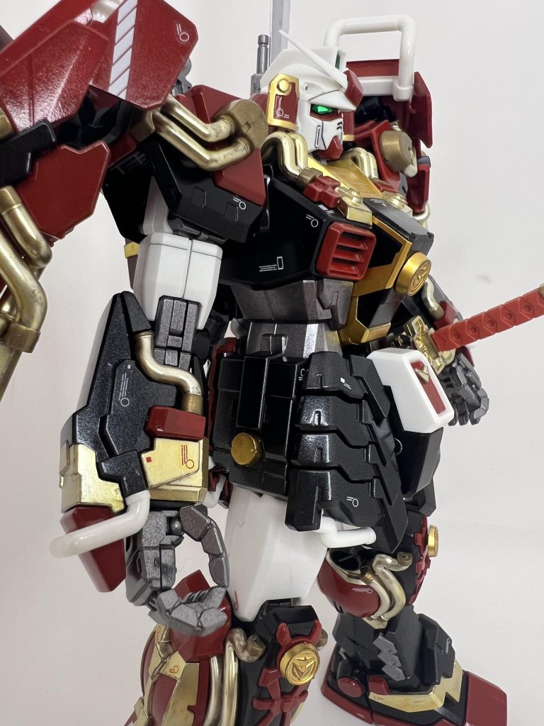 MG 1/100 真武者頑駄無–5枚目/制作者：YKKN