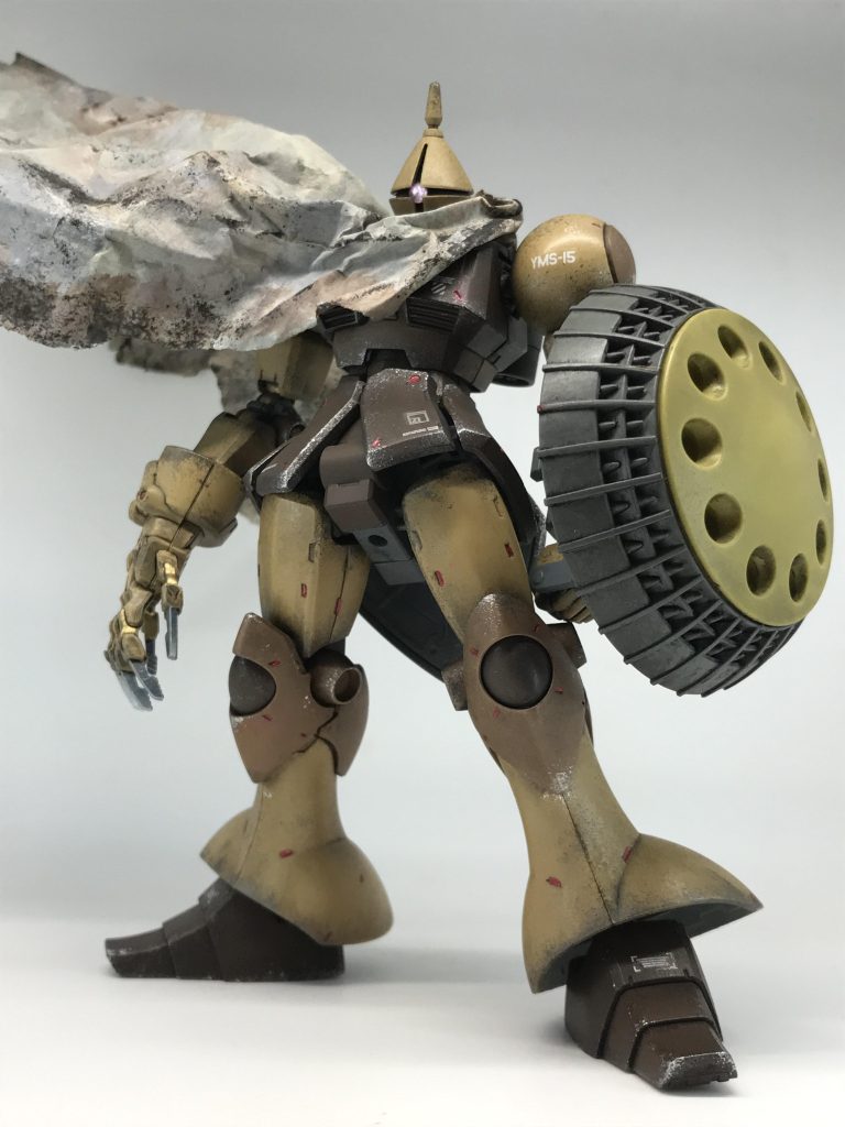 武装は自由に付け替え可能ですこちらはシールド装備