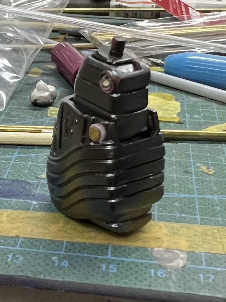 一番大変の作業は脚の後はめプラパイプと金属を使って軸を作りました。　詳しい情報はTwitterでhttps://twitter.com/lost_sphynx_lv0/status/1605313443510202368?s=46&t=umZiuoR_589v-5iHHsgAUg