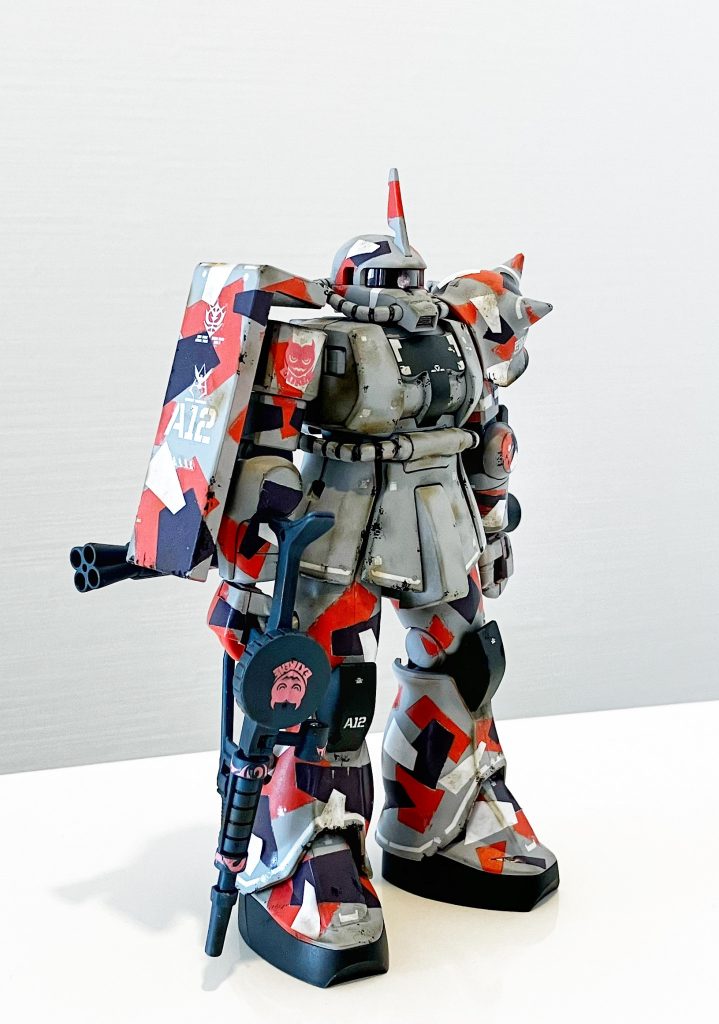 ザク–2枚目/制作者：Amoro