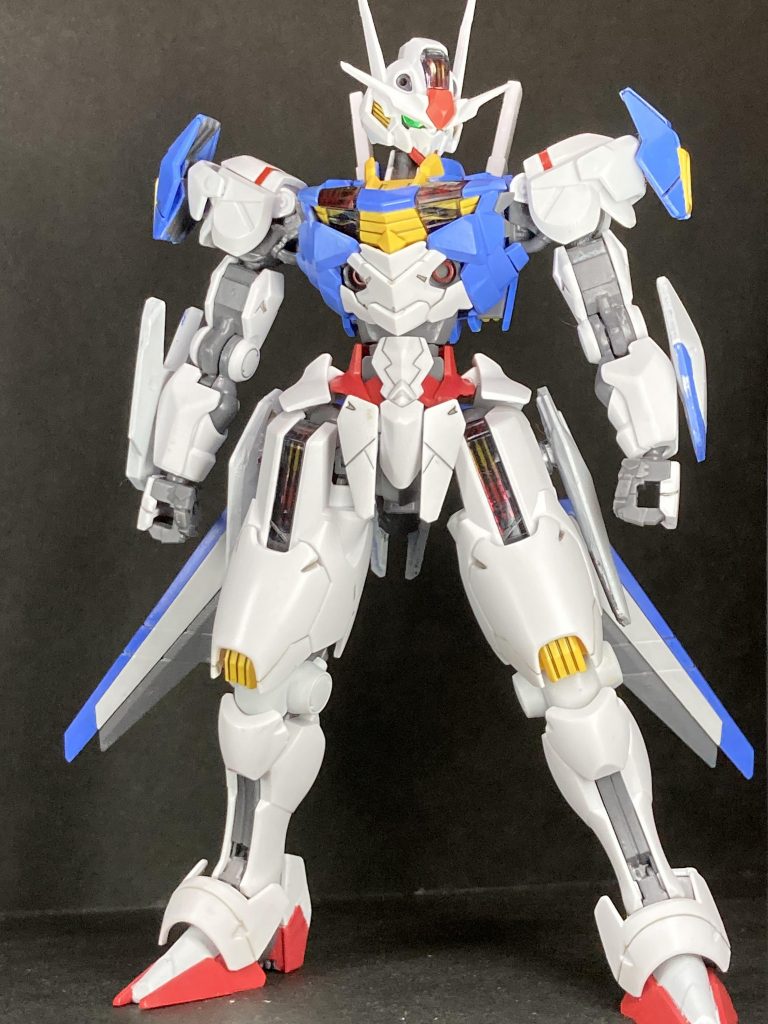 追加工としてアンテナ薄化、各部肉抜き穴埋め、胴部延長をしています。