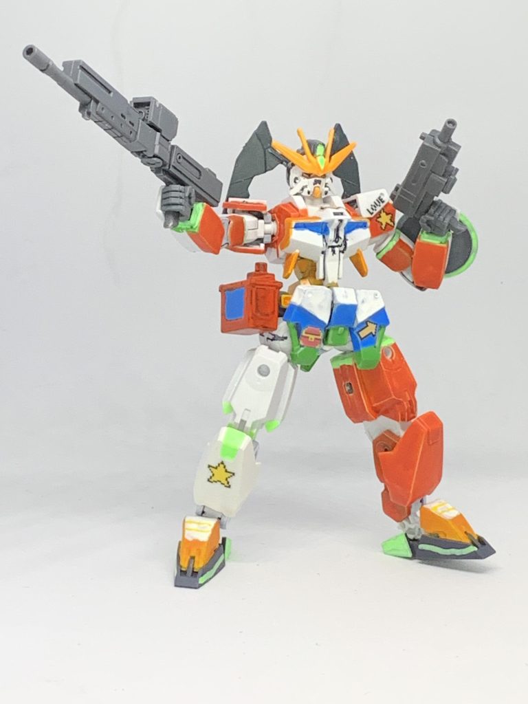 こちらはFPSなどのガンアクションモチーフのシューティングフォーム。コトブキヤのマルチキャリバーと30MMミリタリー武装から。