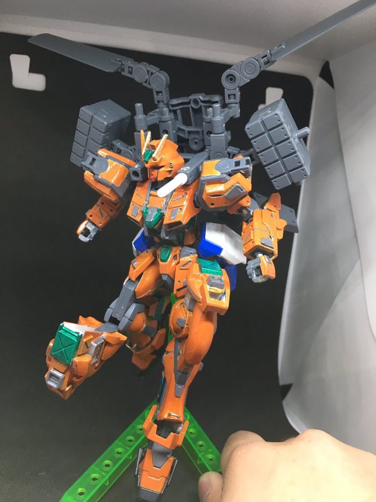 バックパックは組み替えて同作に出ているヴァルキリーっぽいものにもできます。