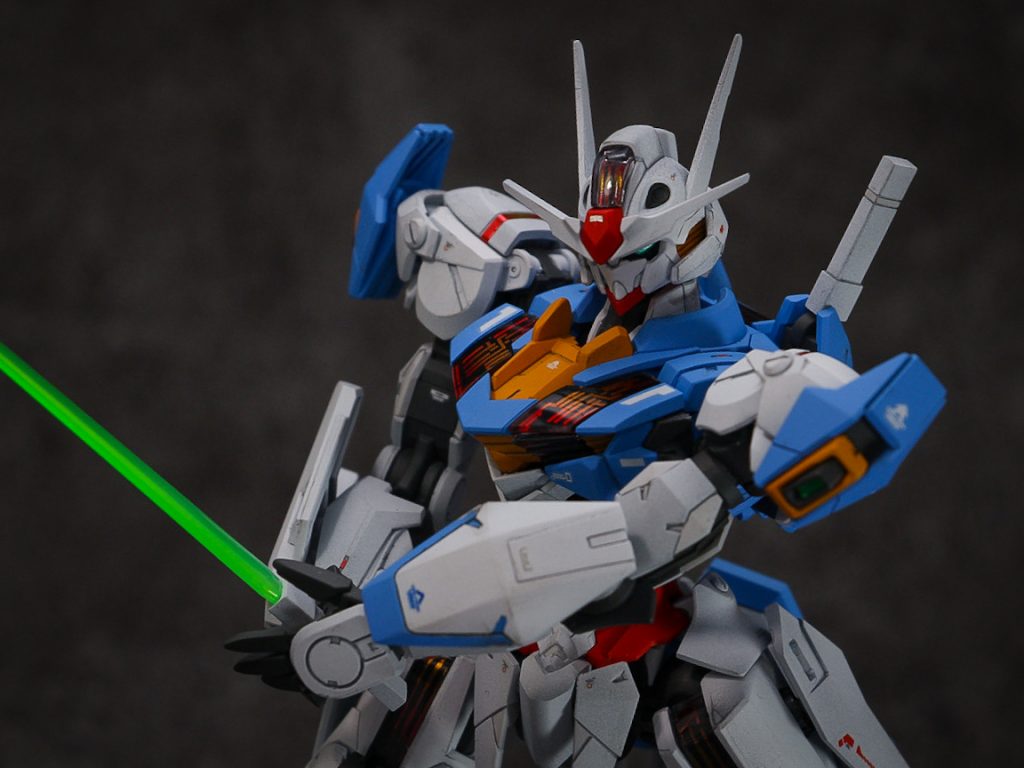 トドメを刺しにかかるエアリアル。