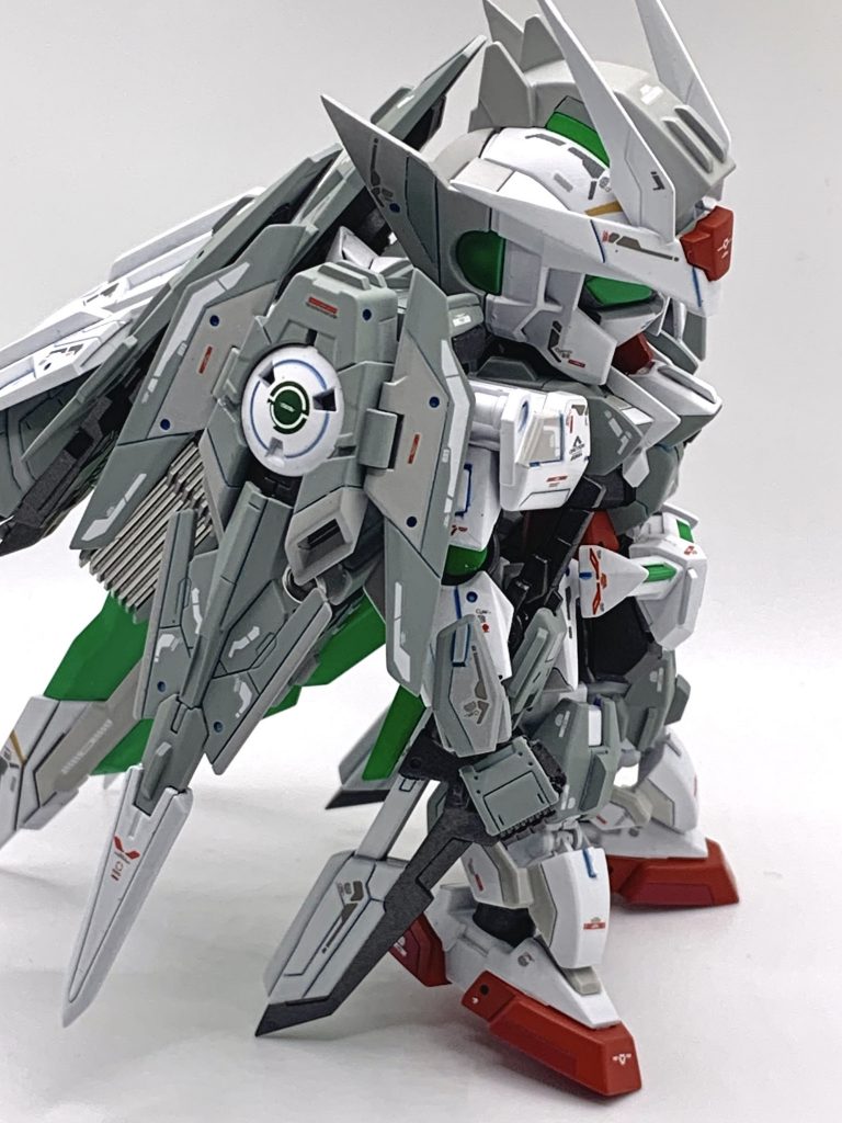 デカールを調子乗って貼り過ぎたので反省点です