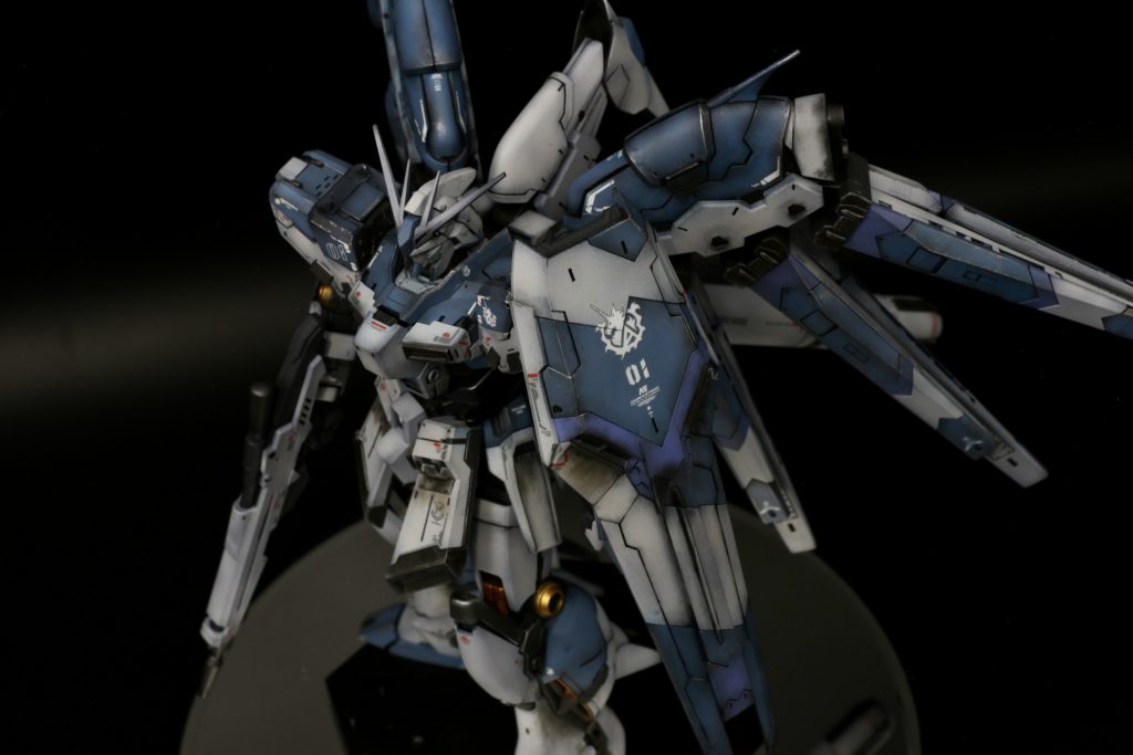 RG 1/144 Hi-νガンダム–4枚目/制作者：bye-bye.company