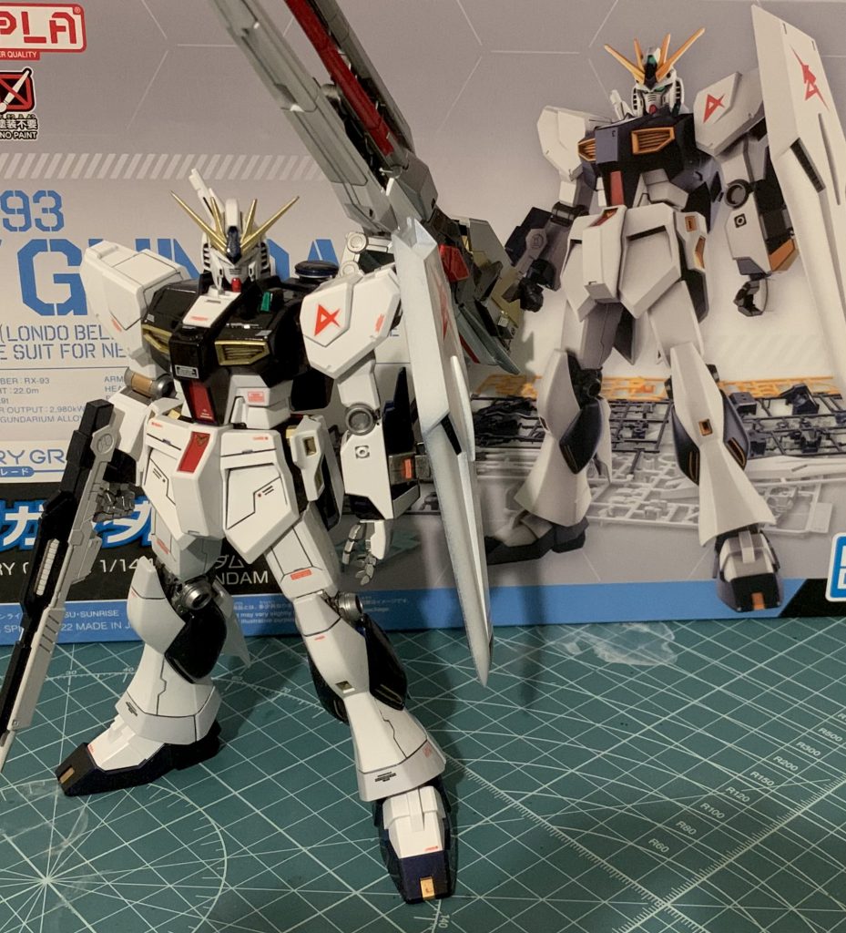 1000円でこのクウォリティ、スジボリや塗装の練習にも最適なこのキットは素晴らしいですね。バンダイと福岡土産にEGを買ってきてくれた友人に感謝です♪