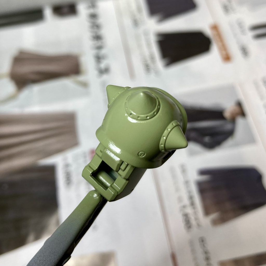 スパイクアーマーの合わせ目はうまく消せたと思います。