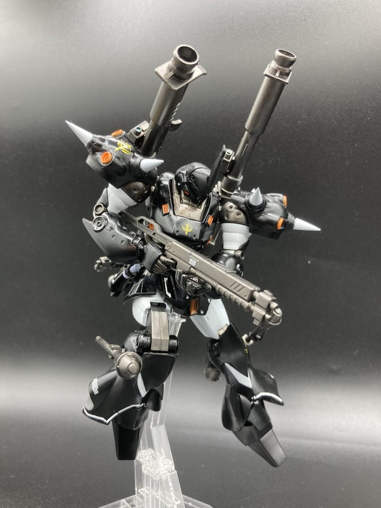 上からショットガンで!!スカーレット隊を倒した時こんなポーズしてたような🤔