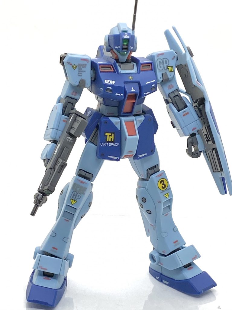 ブルパップ・マシンガンはコマンドのより合わせ目は少なく楽に処理出来ました。