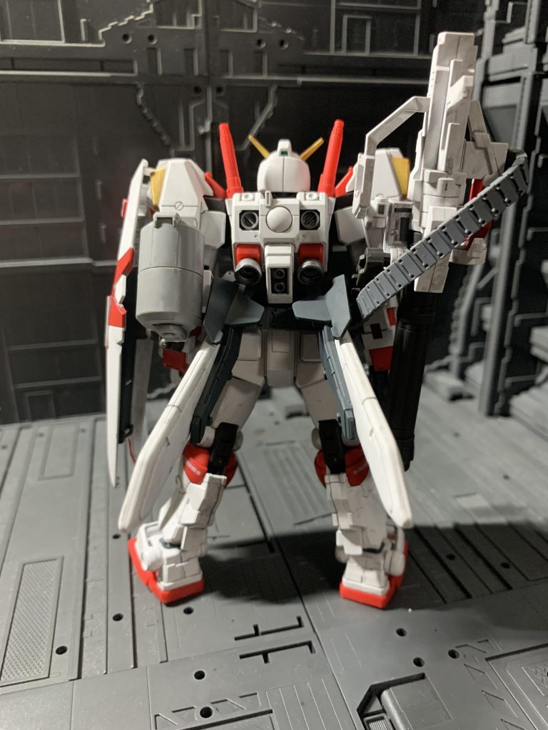 バックショット。バーニアノズルはシルバーで塗装しています。