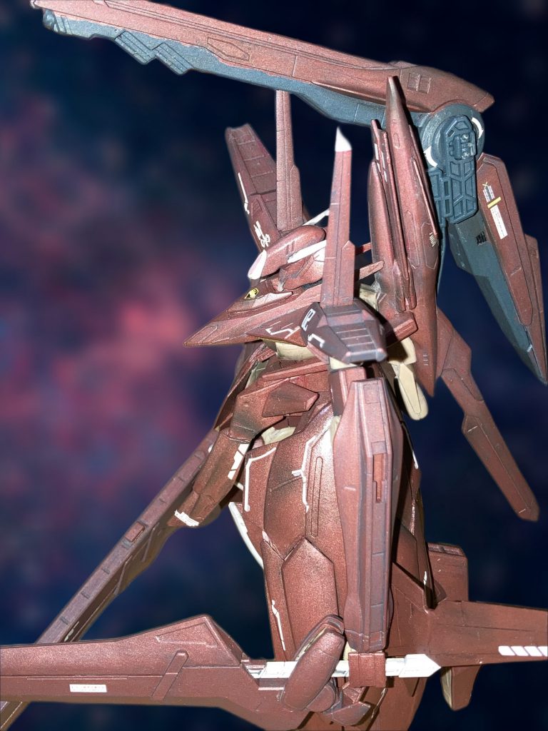 塗料は昔から自分はタミヤカラー。タミヤは匂いが少なく、ミリタリー系のカラーが充実してるのが自分は気に入ってますが、弱点は塗膜が弱いこと。コレを前述のクリアーで補ってます。まぁ特性を慣れた塗料が一番使いやすいですね。