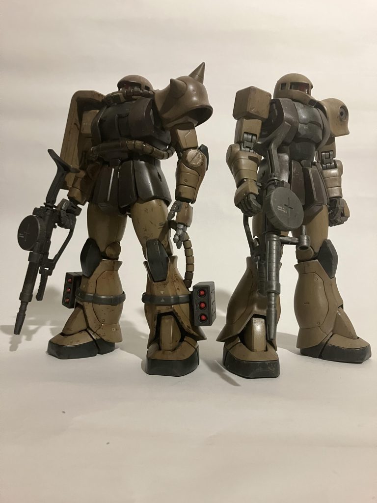 デザート迷彩は小隊としてザクⅠ、ザクⅡとも同じカラーに合わせました