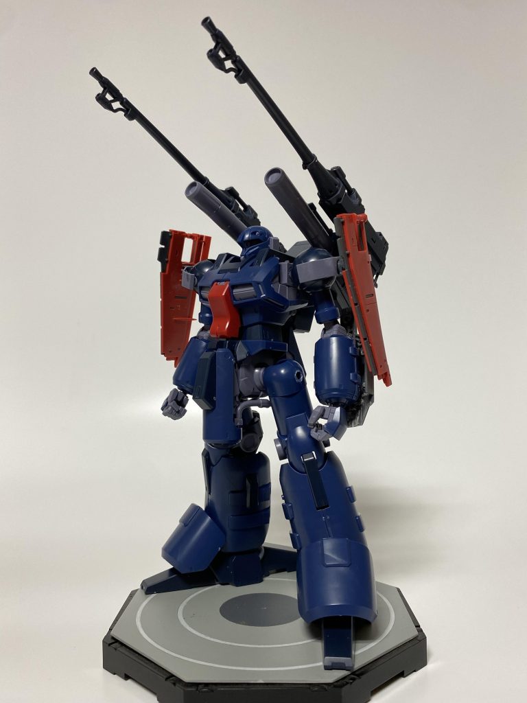 ラフモデリング、試行錯誤中。ちょっとヘビーメタルぽいシルエットに。