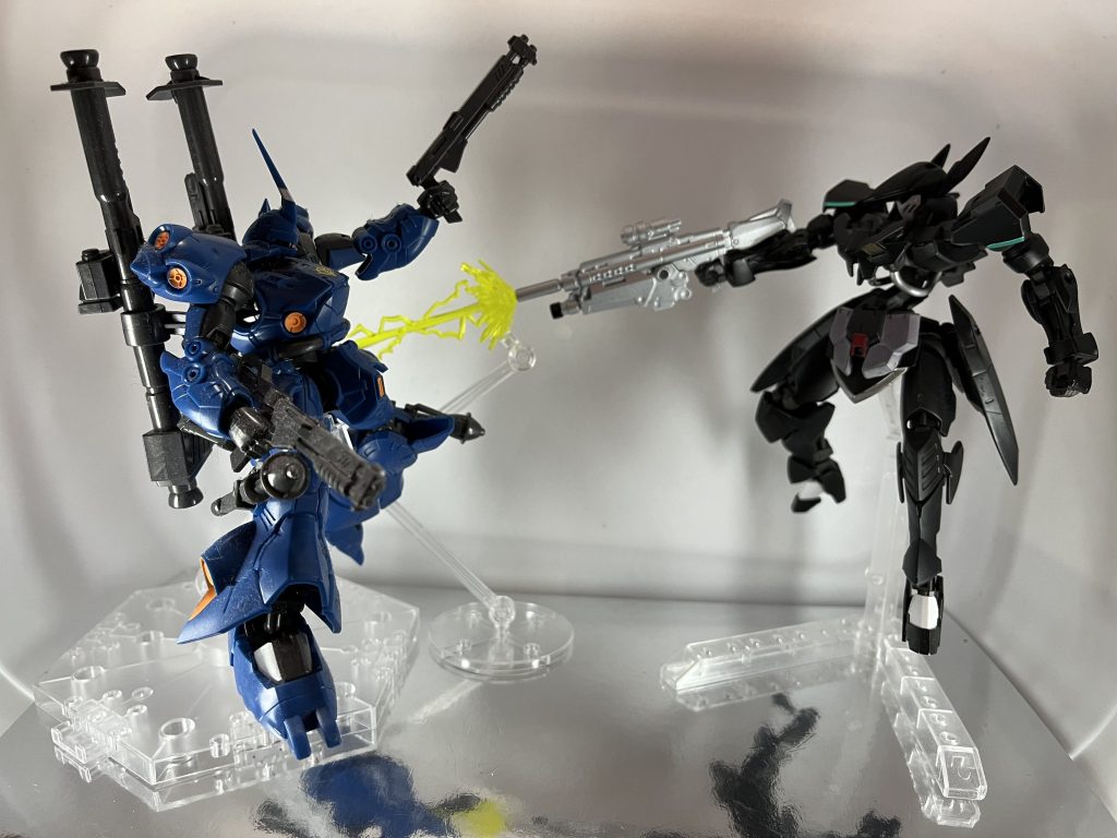 ニュートロンビーム以上、ゲシュテルーネでした！スパロボも30周年(ちょっと遅いですが💦)、作品の年内締めと30作目はスパロボ機にしたいとずっと考えていました。ねぇねぇ？サイバスターは？アンティラス隊はいつ結成？(´・ω・｀)だぁらっしゃいっ！スパロボFを恋人無しで始めたらマジぼっちで絶望したあの日…そんな時でもずっとそばにいてくれたゲシュペンストが私は大好き( ；∀；)え、でもお前乗り換えでヒュッケバインにいくよね？浮気か？(´・ω・｀)だ、だぁらっしゃいっ！分身強いんじゃいwフォローやコメントをくれたり、仲良くしてくれた方にこの場を借りてお礼を申し上げたいと思います！勿論これから仲良くしてくれる方も盛大にウェルカムです（＾ω＾）来年も好きな機体ややりたいなと感じた題材の改造機体を作成していけたらと考えていますので宜しくお願いします✨今年もまだコメントやらいいねはすると思うんですが、年末年始は慌しいかもなのでとりあえずここで挨拶を⛄️皆様、良いお年をー