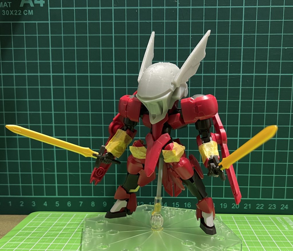 最初の3Dモデリングです。先端にかけて細くなっておらずグリムゲルデ感が薄い、マクロスFっぽく見えます…