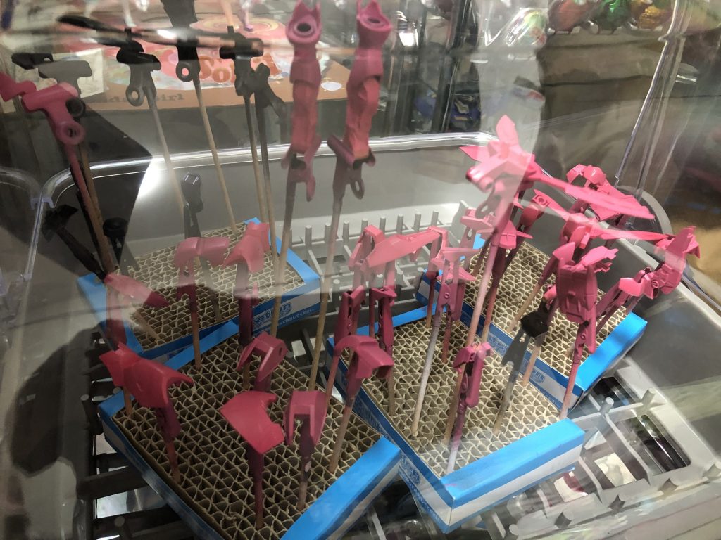 とうとう食洗機を導入しました。今回、塗り→乾燥→重ね塗りが超速で終わり、本当に買って良かったと思います。トップコートの乾燥にも使えてめちゃくちゃ便利です。皆が絶賛している理由が分かりましたね。 今回塗装の楽しさを知れたので、次はエアブラシ(環境の問題で充電式になってしまうとは思いますが)の導入を検討中です。オススメのエアブラシ等ありましたら是非コメントで教えて貰えると嬉しいです!長い文章をここまで読んでいただきありがとうございました!